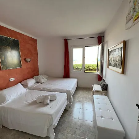 Apartment Sea Front In Platja With Terrace And Parking