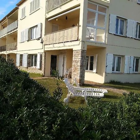 Sea Front In Platja With Terrace And Parking *